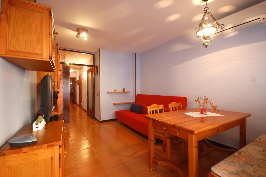 Lets Holidays Apartment Pool Terrace Tossa De Mar Eksteriør bilde